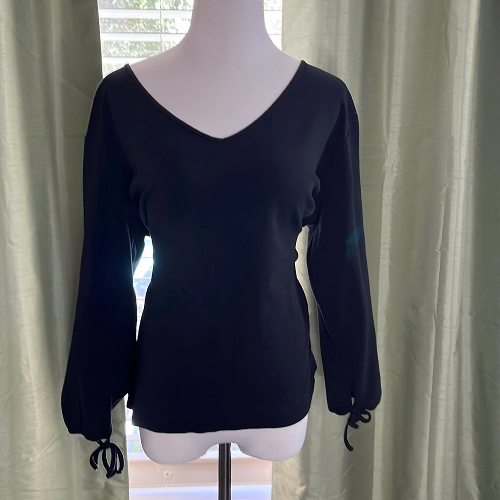 Black cotton long sleeve v neck top